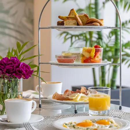 Salus Smart & Chic Hotel 4*