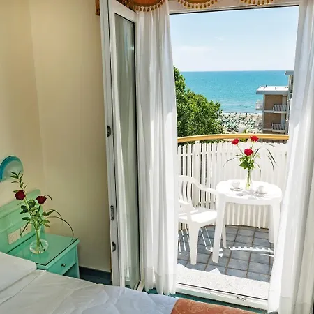 Salus Smart & Chic 4*