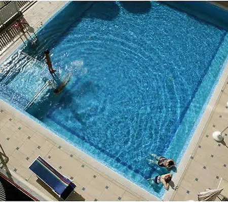 Ξενοδοχείο Salus Smart & Chic 4*