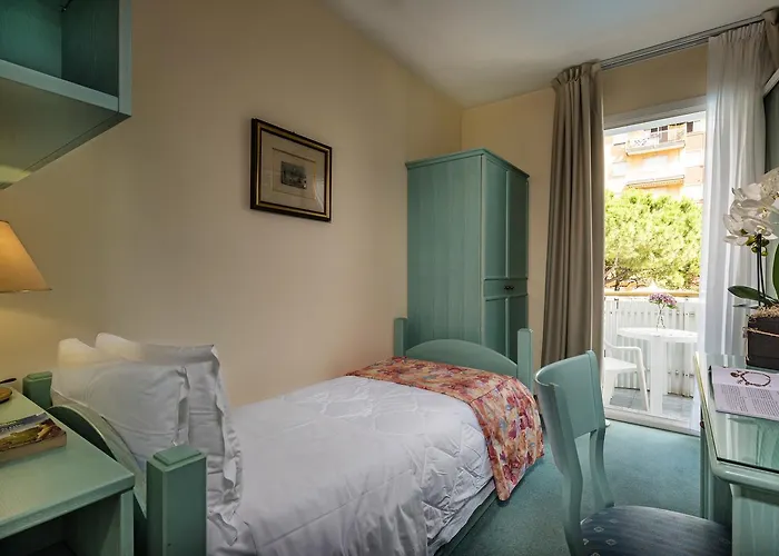 Hotel Salus Smart & Chic 4*