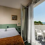Hotel Salus Smart & Chic