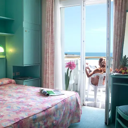 Salus Smart & Chic Otel