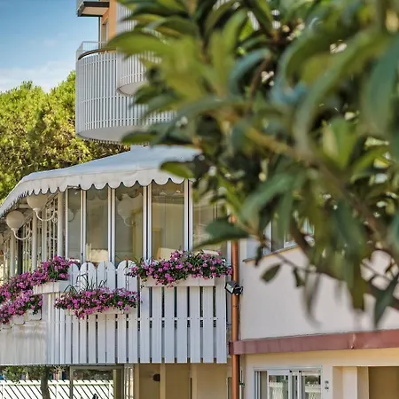 Otel Salus Smart & Chic Lido di Jesolo