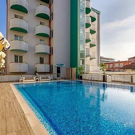 Salus Smart & Chic Hotel