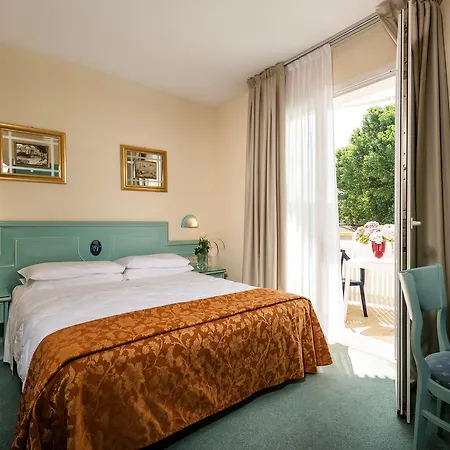 Salus Smart & Chic Otel 4*