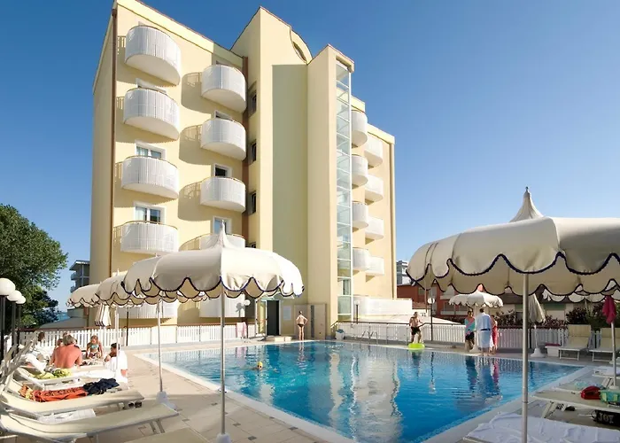 Salus Smart & Chic Hotel