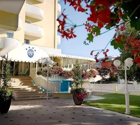 Salus Smart & Chic 4*