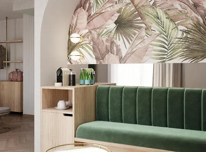 Salus Smart & Chic
