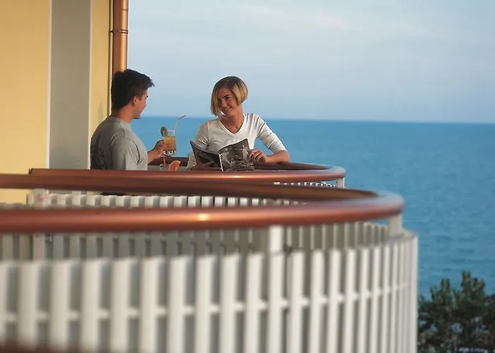 Salus Smart & Chic 4*