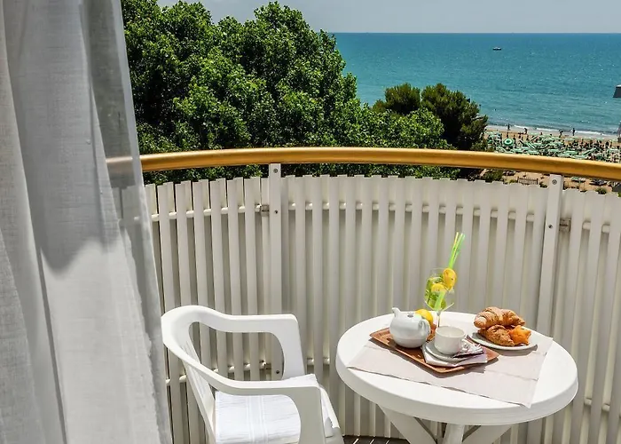 Salus Smart & Chic 4*